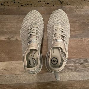 APL Techloom Phantom sneakers